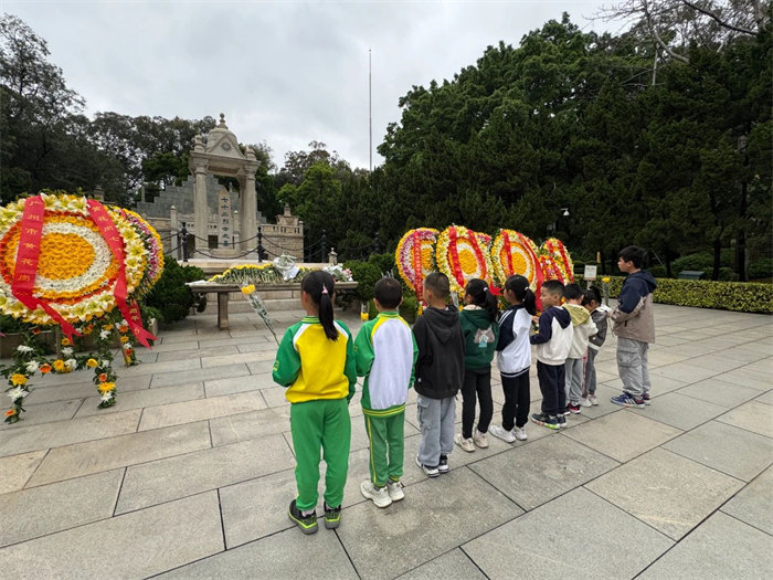 緬懷英烈志,傳承民族魂—黃花崗七十二烈士陵園祭奠活動  -2