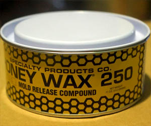 美國進口Stoner蜜蠟250脫模蠟 玻璃鋼模具脫模劑離型劑無蠟垢脫模蠟 船艇復合材料人造石樹脂脫模劑模具隔離劑 美國進口Stoner蜜蠟250脫模蠟 玻璃鋼模具脫模劑離型劑無蠟垢脫模蠟 船艇復合材料人造石樹脂脫模劑模具隔離劑