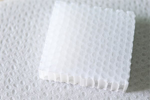 PP塑料蜂窩芯材 玻璃鋼船舶游艇碼頭浮橋/家裝建材用夾芯材料PP蜂窩板 PP塑料蜂窩芯材 玻璃鋼船舶游艇碼頭浮橋/家裝建材用夾芯材料PP蜂窩板