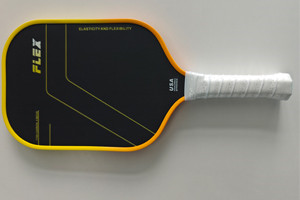 Pickleball匹克球拍 高品質碳纖維熱壓一體成型匹克拍競賽拍 專業比賽用碳纖匹克球拍 Pickleball匹克球拍 高品質碳纖維熱壓一體成型匹克拍競賽拍 專業比賽用碳纖匹克球拍