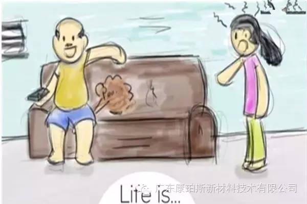 人生就是。。。 妻子已經(jīng)發(fā)火，你卻肆無(wú)忌憚地放屁&ldquo;排毒氣&rdquo;