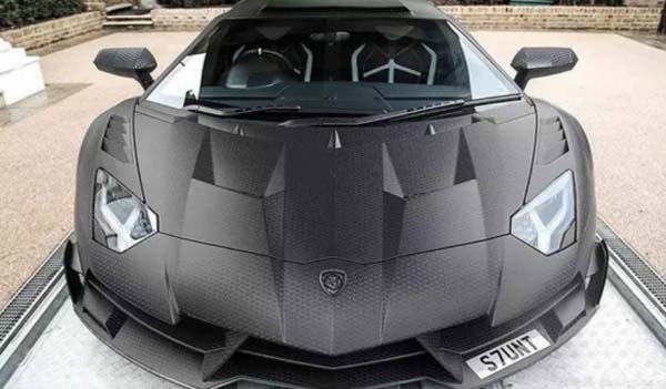碳纖維復合材料讓汽車更輕松暢通
